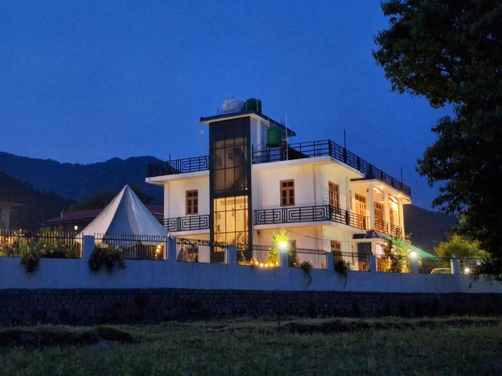 La Maison - A Boutique Bed And Breakfast Bīr Buitenkant foto