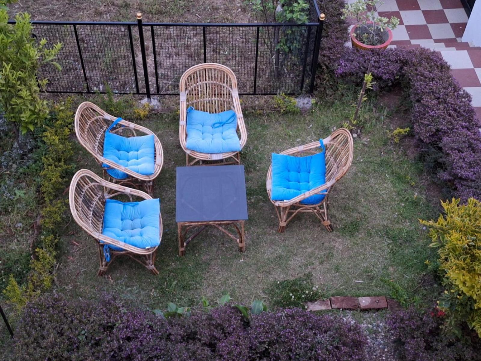 La Maison - A Boutique Bed And Breakfast Bīr Buitenkant foto